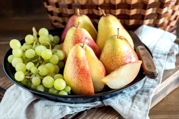 Есенни и зимни плодови салати